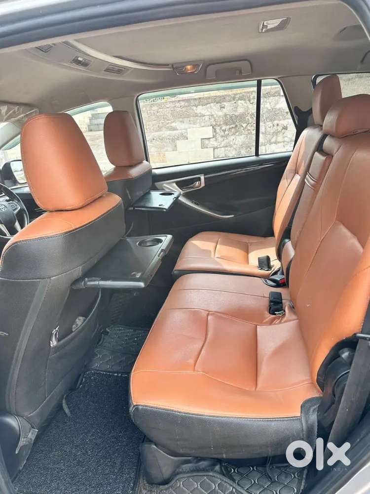 Toyota Innova Crysta 2018
