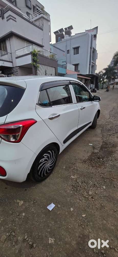 Hyundai Grand I10 Era Cng, 2019, Cng & Hybrids