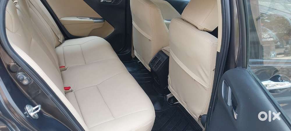 Honda City I-vtec V, 2016, Petrol