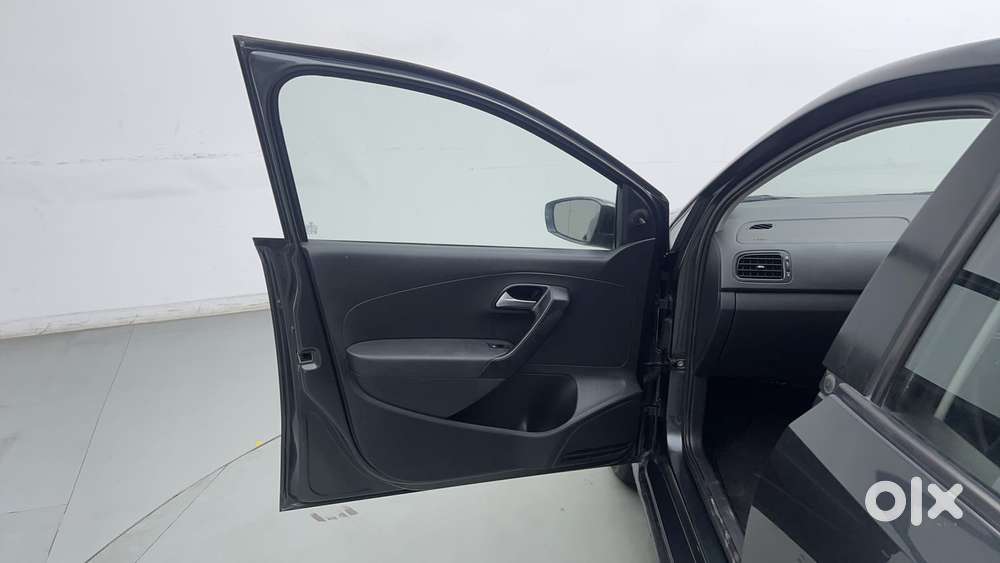 Volkswagen Polo 2009-2013 Petrol Trendline 1.2l, 2017, Petrol