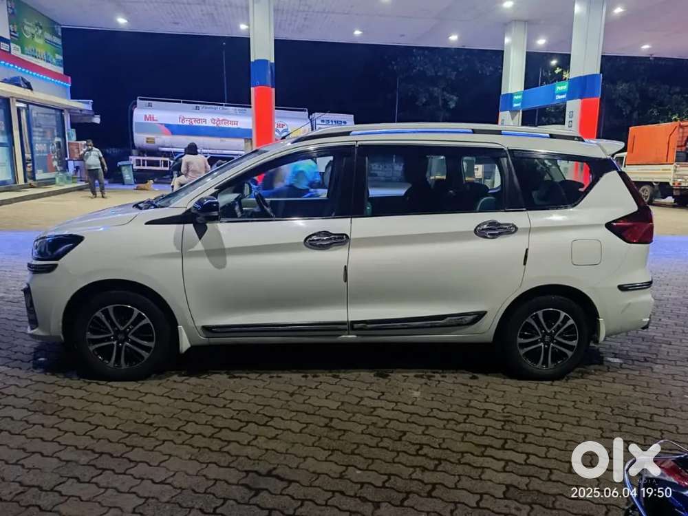 Maruti Suzuki Ertiga Zxi 2024 Plus