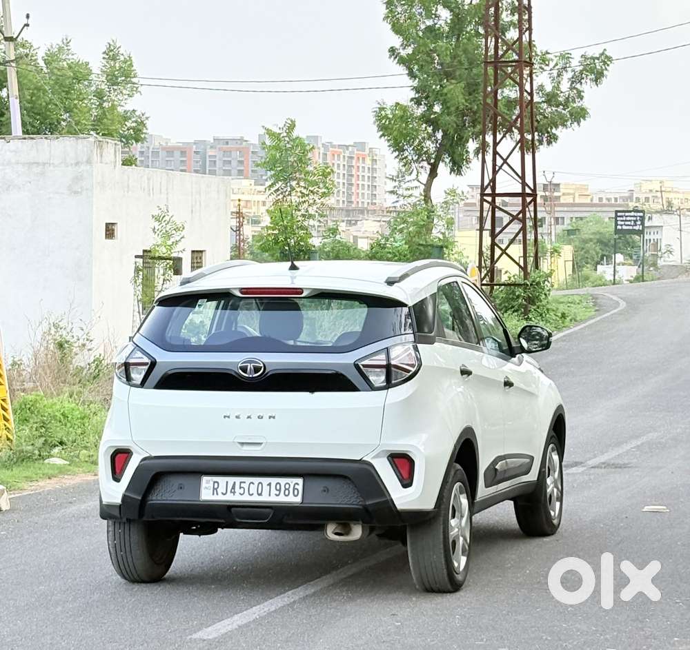 Tata Nexon 1.2 Revotron Xz, 2022, Petrol
