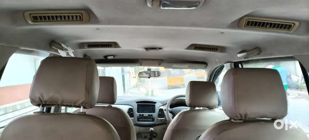 Hr Registration Toyota Innova 2011 Diesel 137033 Km Driven