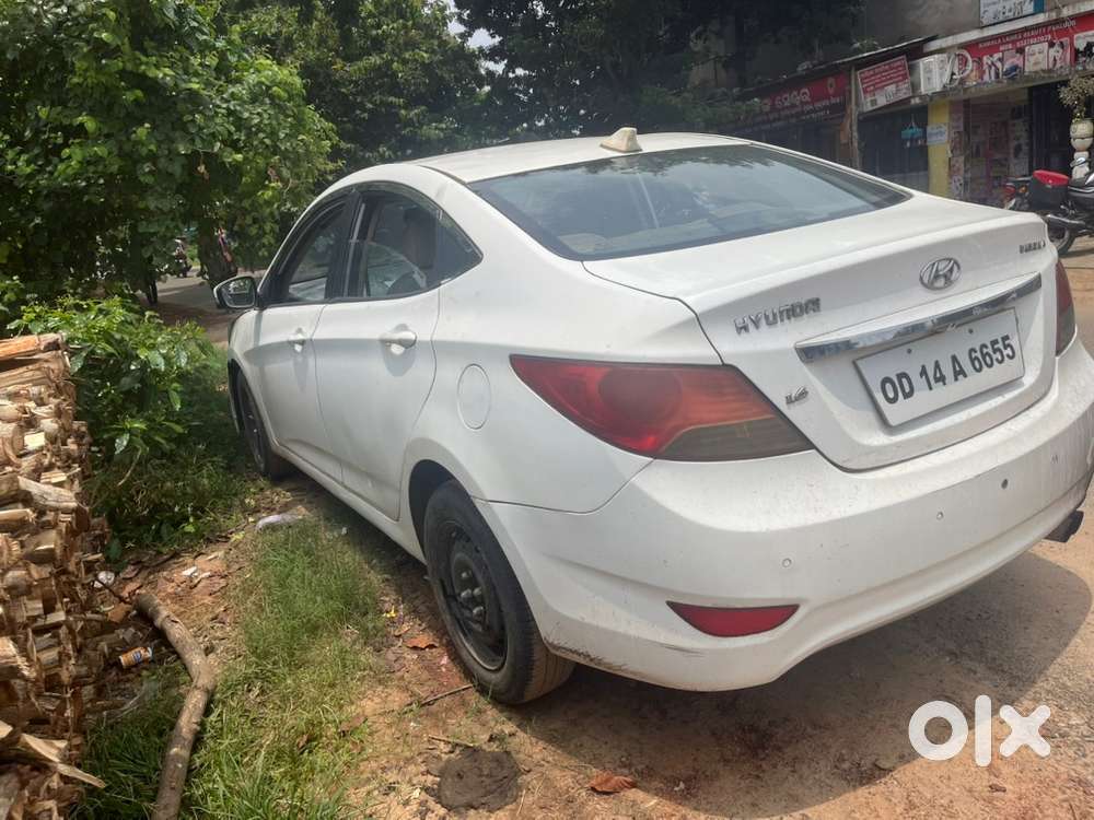 Hyundai Verna Diesel 1.6 Ex 2013