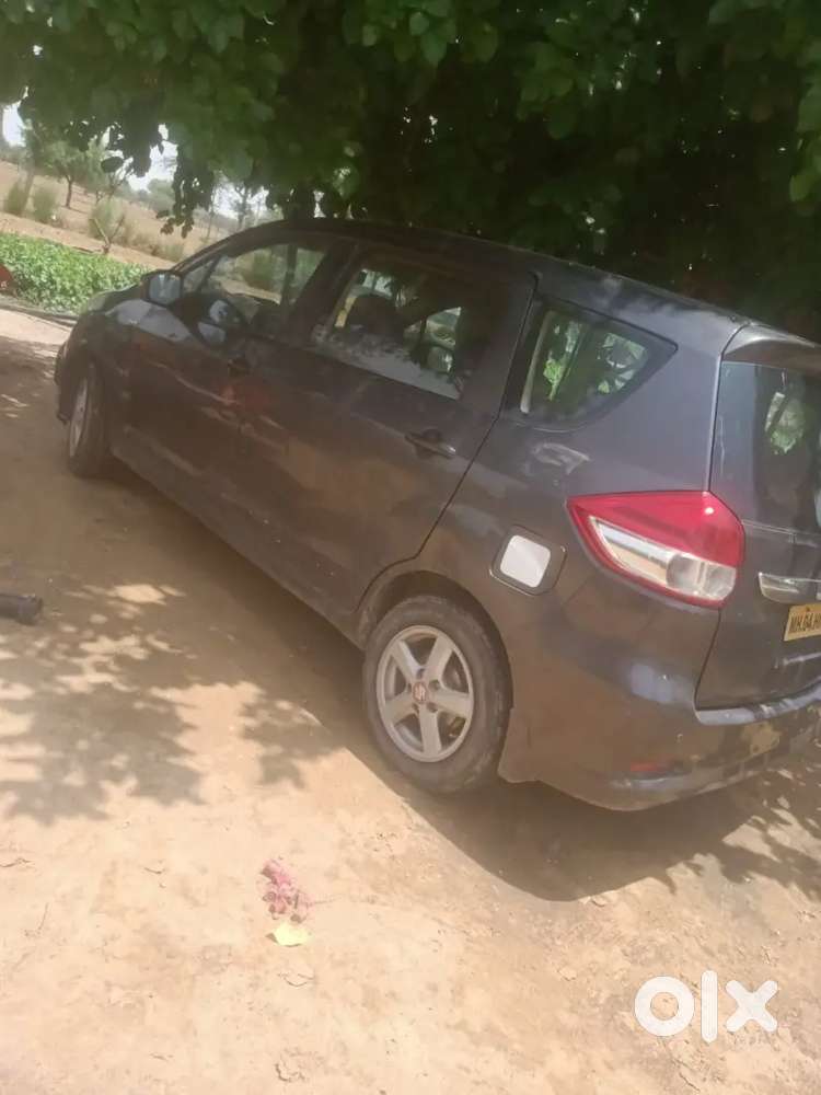 Maruti Suzuki Ertiga Vxi 2017