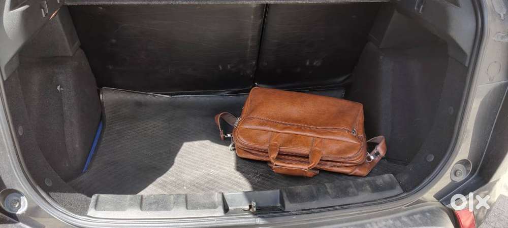 Well Maintained Tata Nexon Xz+ (diesel)  1st Owner  New Tyres & Clut