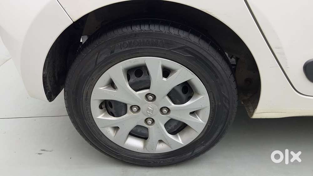 Hyundai Grand I10 1.2 Kappa Sportz, 2015, Petrol