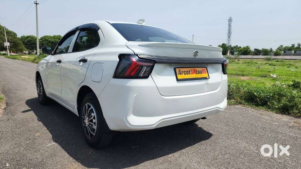 Maruti Suzuki Dzire 1.2 Vxi, 2025, Cng & Hybrids