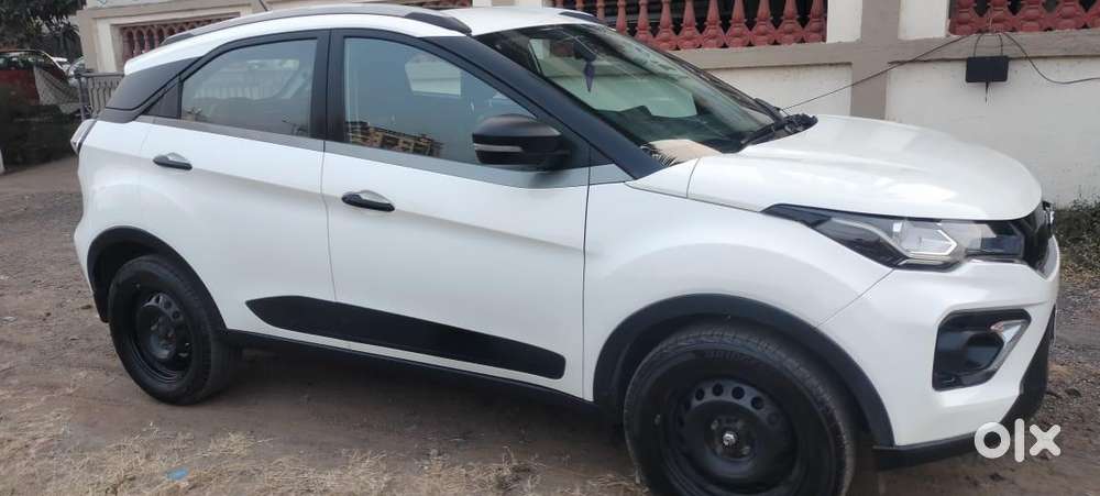 Tata Nexon 1.5 Revotorq Xza Plus Dual Tone Roof Amt, 2021, Diesel