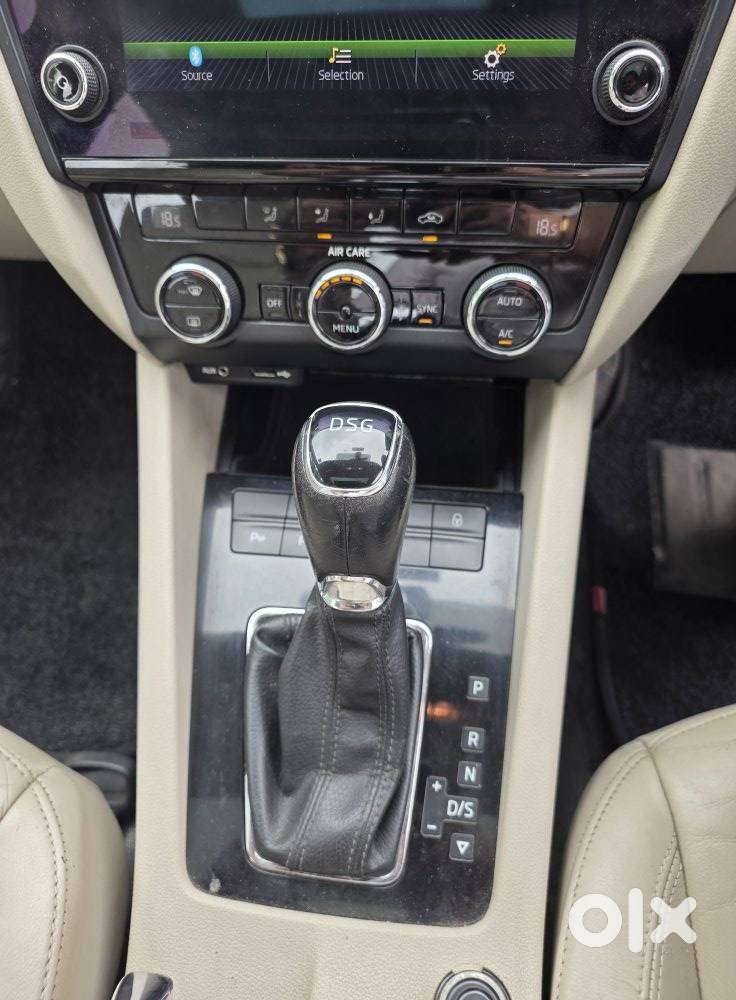Skoda Octavia 1.8 Tsi Style Plus At, 2018, Petrol