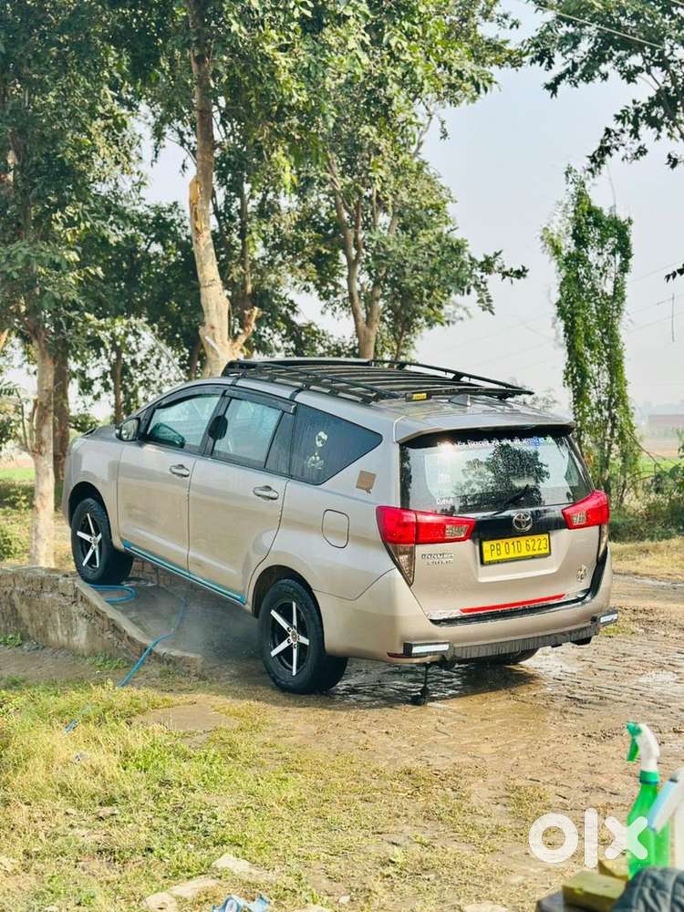 Toyota Innova Crysta 2023 Diesel Manual