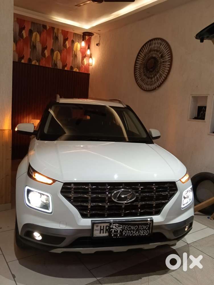 Hyundai Venue Sx Plus Turbo Dct, 2019, Petrol