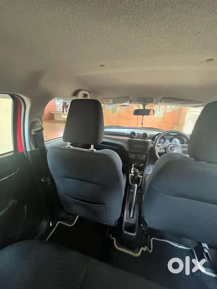 Maruti Suzuki Swift 2023 Petrol 12800 Km Driven