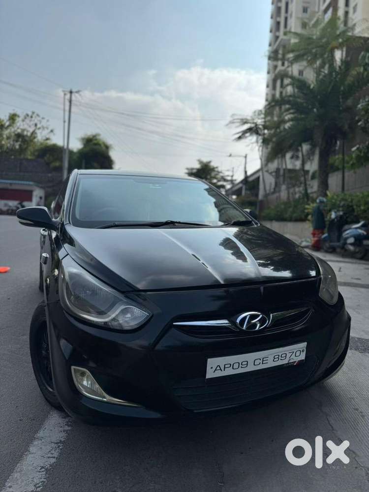 Hyundai Fluidic Verna 2011 Diesel 109000 Km Driven