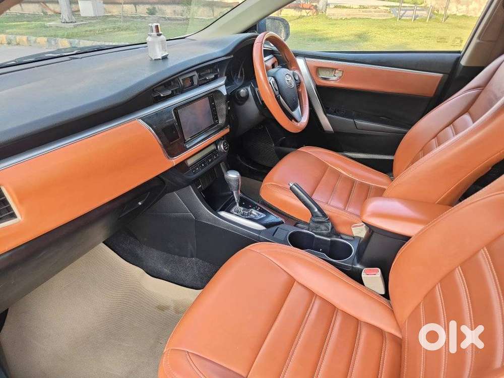 Toyota Corolla Altis Vl, 2015, Petrol