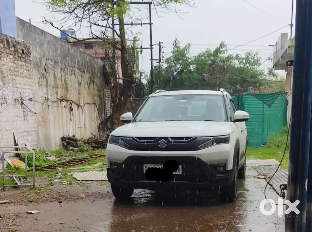 Maruti Suzuki Brezza 2023 Petrol 40000 Km Driven