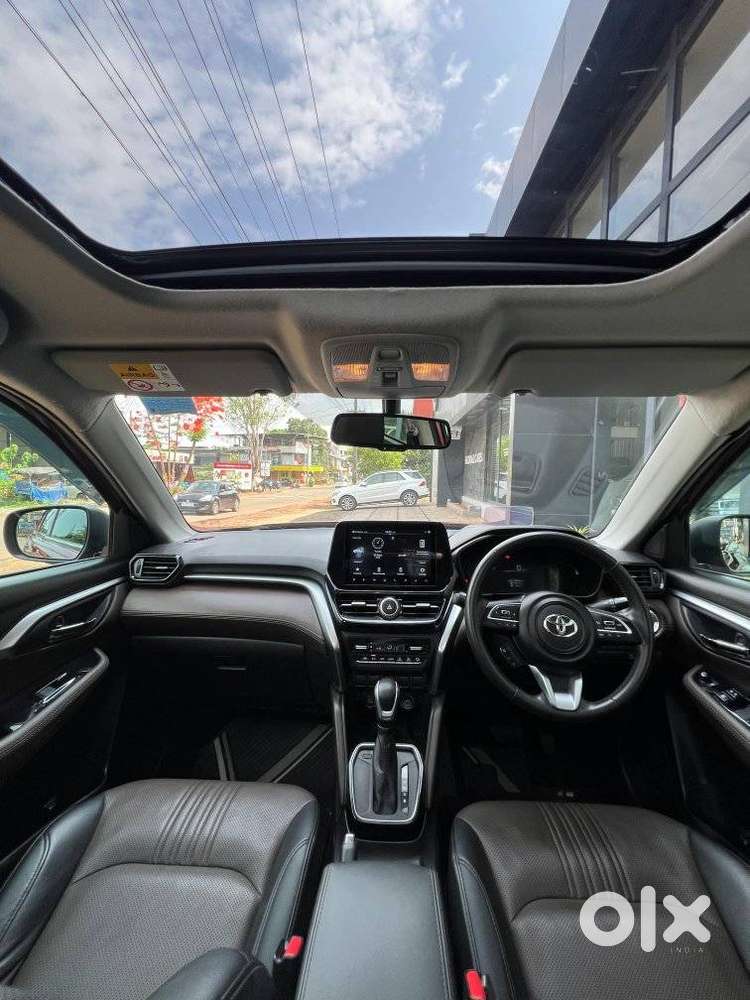 Toyota Urban Cruiser Hyryder V Hybrid Aero Edition, 2022, Petrol