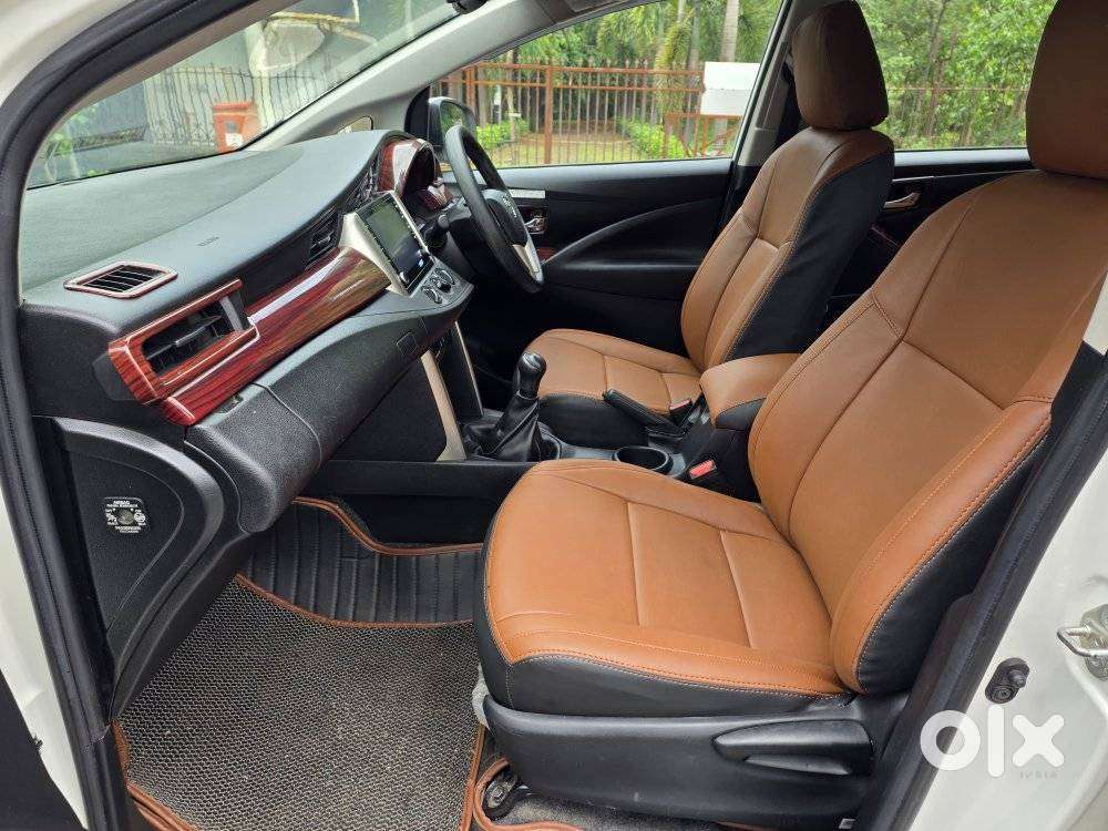 Toyota Innova Crysta [2020-ongoing] 2.4 Gx 8 Str, 2021, Diesel