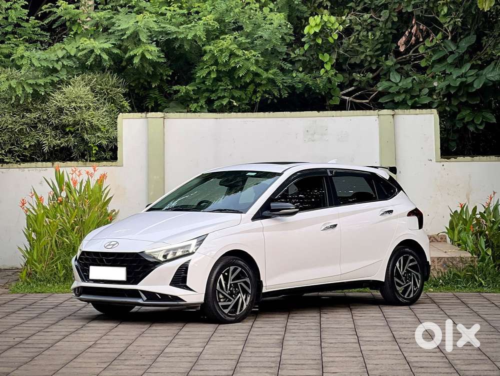 Hyundai I20 Asta (o) 1.2 Ivt, 2024, Petrol
