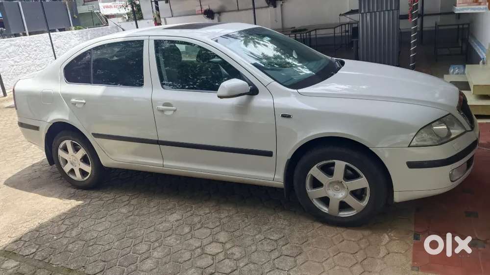 Skoda Laura 2009 Variant L