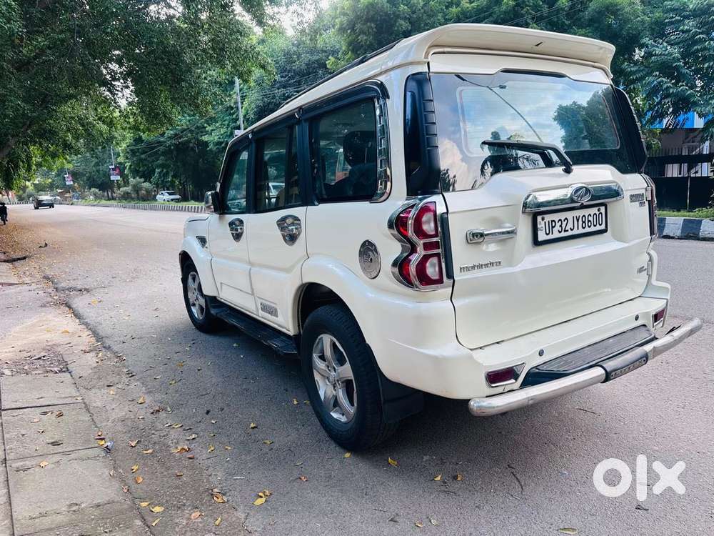 Mahindra Scorpio Classic 2.2 S 11 Mt 7 Str, 2018, Diesel
