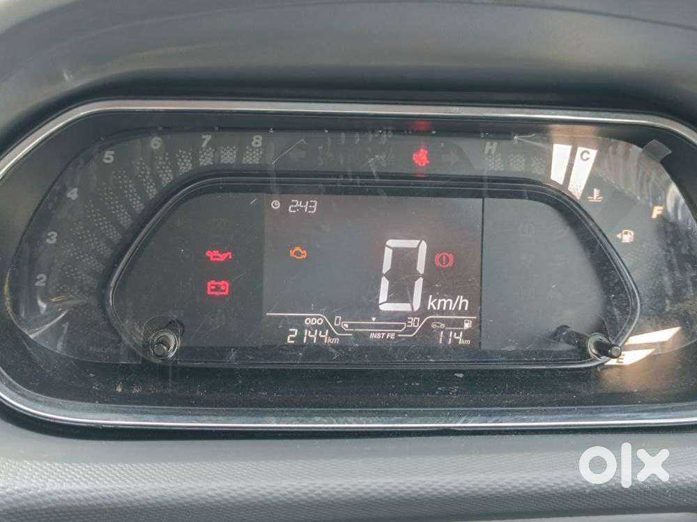 Tata Tiago 1.2 Revotron Xm, 2025, Petrol