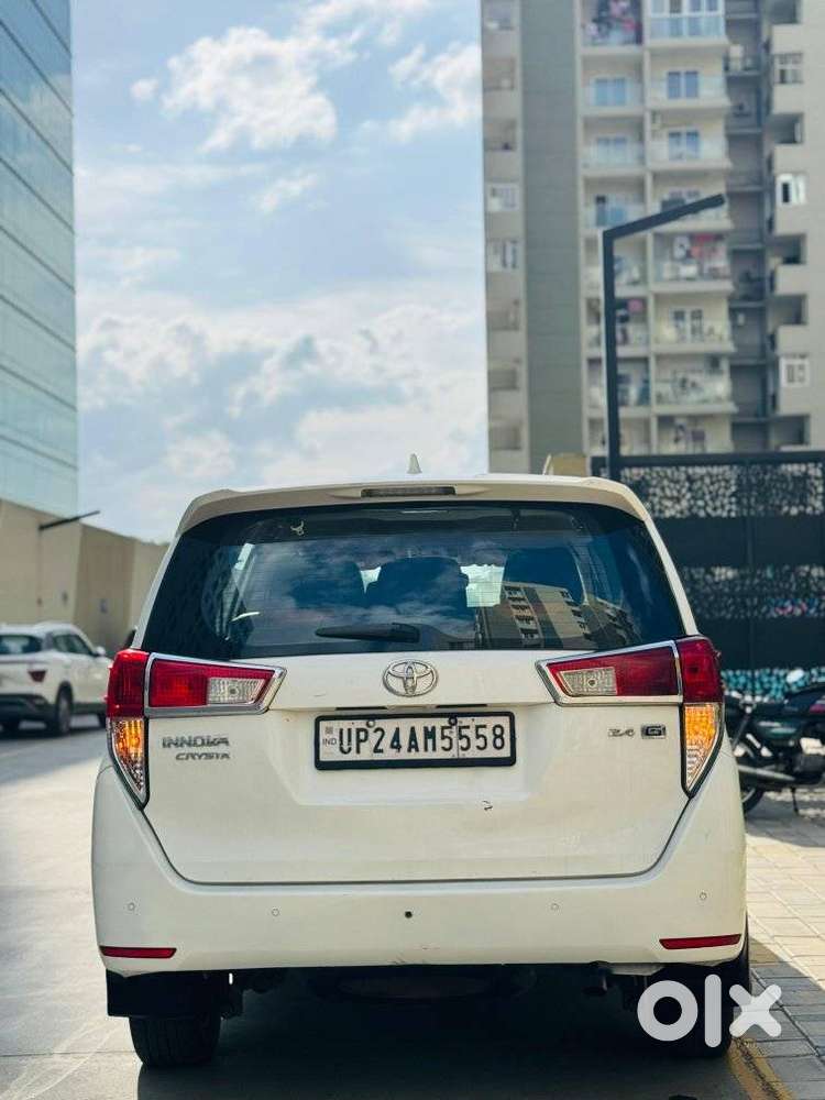 Toyota Innova Crysta 2.4 G Plus Mt 8s, 2019, Diesel