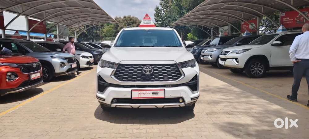 Toyota Innova Hycross 2.0 Vx Hybrid 7 Str, 2025, Petrol