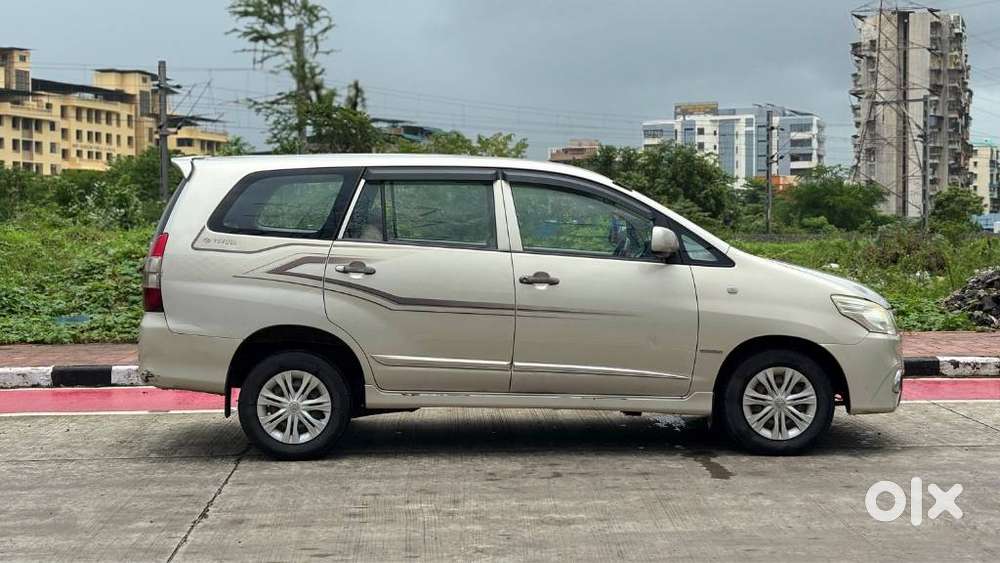 Toyota Innova 2.5 G (diesel) 8 Seater, 2016, Diesel