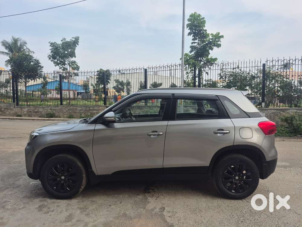 Maruti Suzuki Brezza 1.5 Zxi Smart Hybrid, 2021, Petrol
