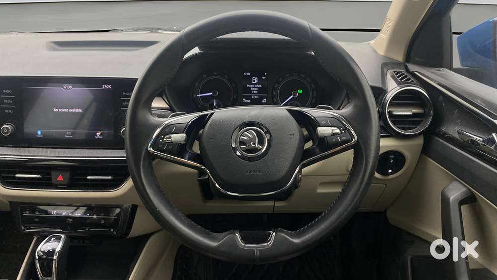 Skoda Slavia 1.0 Ambition Tsi At, 2023, Petrol