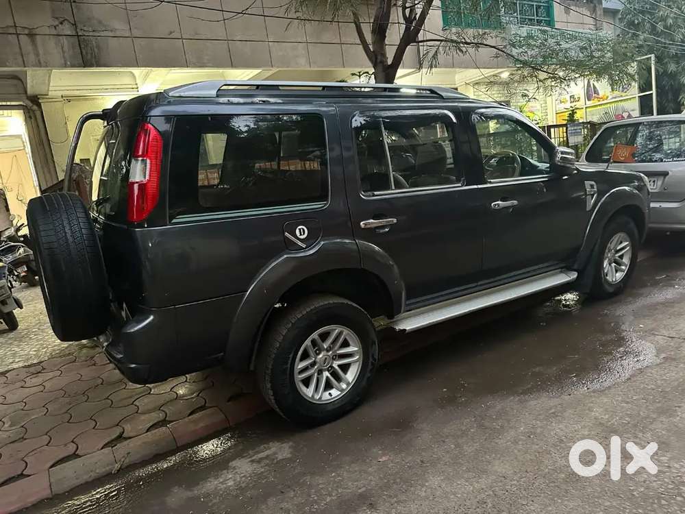 Ford Endeavour Titanium 2010 Renewal 2030 Tak