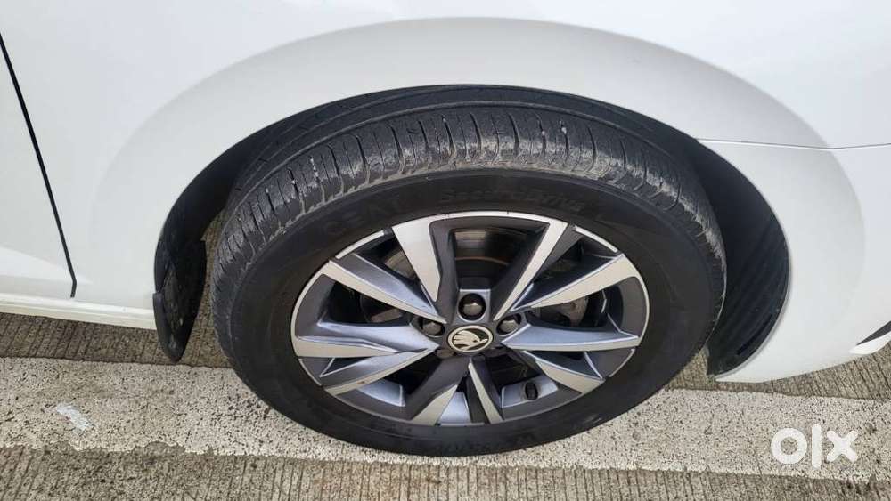 Skoda Slavia 1.5 Tsi Style, 2022, Petrol