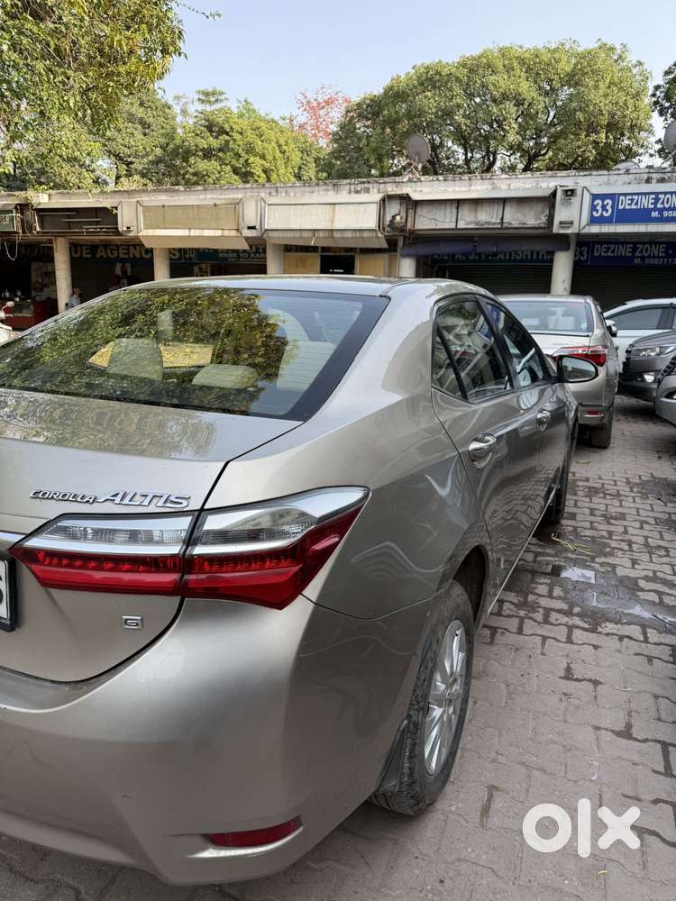 Toyota Corolla Altis