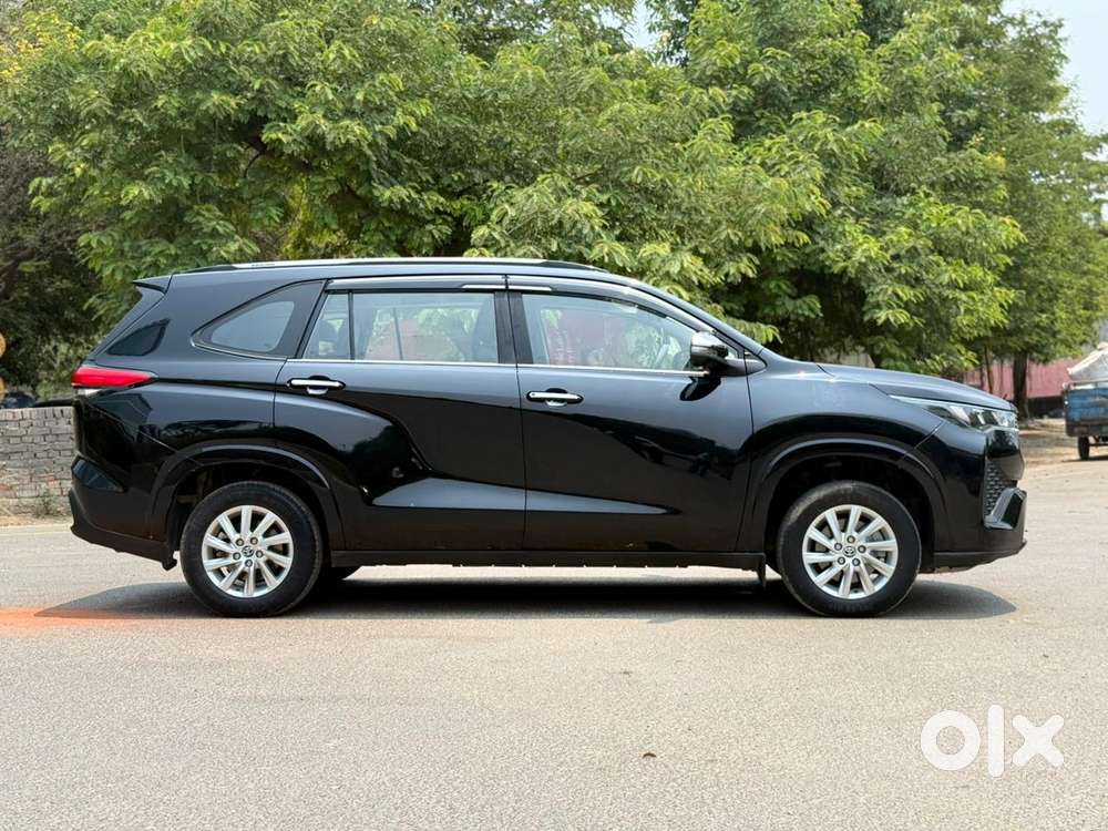 Toyota Innova Hycross Gx (o), 2024, Petrol