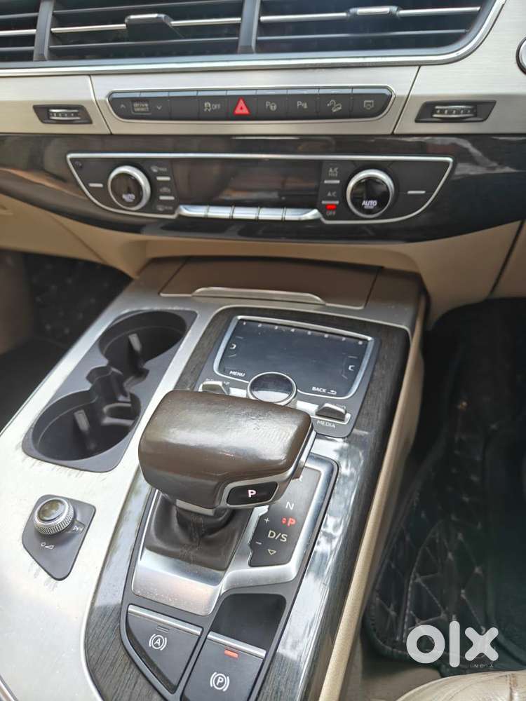 Audi Q7 45 Tdi Premium With Sunroof, 2018, Diesel