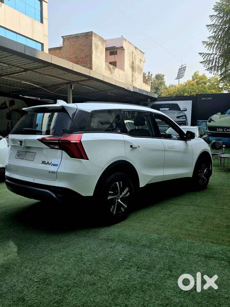Mahindra Xuv700 2.2 Ax 5 Diesel At 7 Str, 2024, Diesel