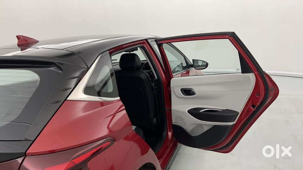 Hyundai New I20 1.2 Asta (o) Ivt, 2023, Petrol