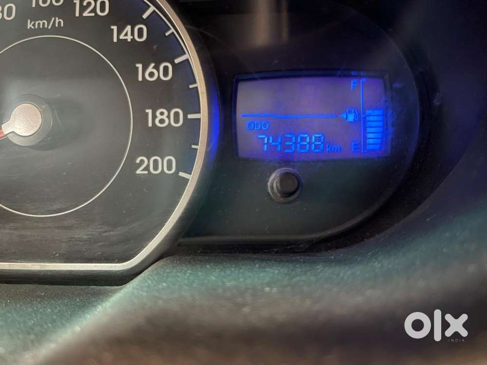 Hyundai 2013 Petrol Car