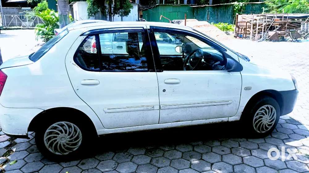 Tata Indigo Ecs Ls 2015 - Power Window & Steering