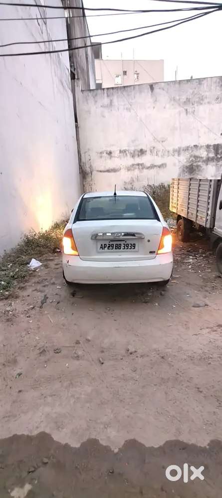 Veran Crdi Sx 2007 Manual Diesel Tank