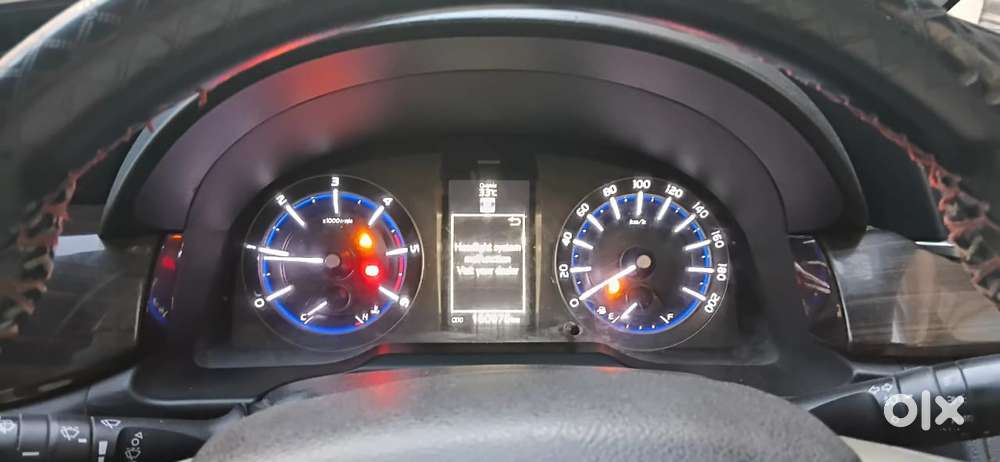 Toyota Innova Crysta 2.4 G Plus Mt 7 Str, 2025, Diesel