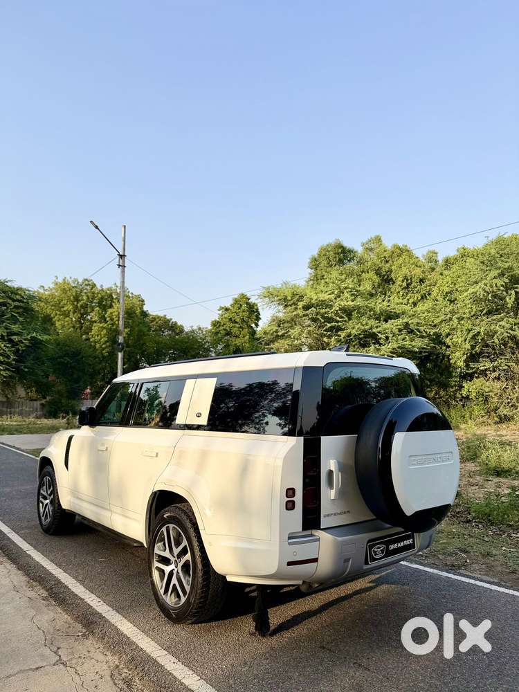 Land Rover Defender 3.0 L 130 Hse, 2023, Petrol