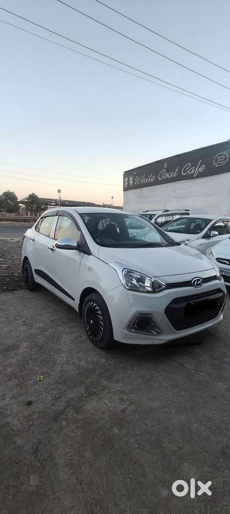 Hyundai Xcent Diesel Car 2018