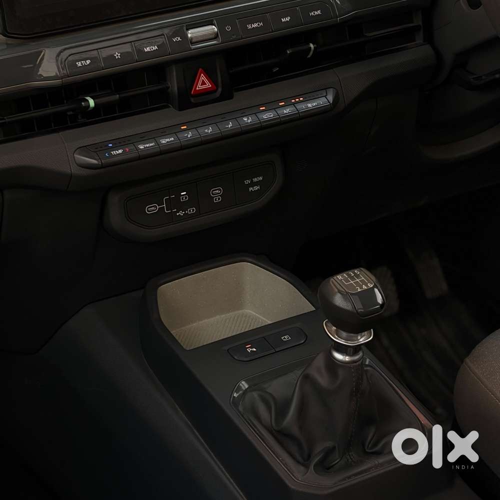 Kia Syros Petrol 2025