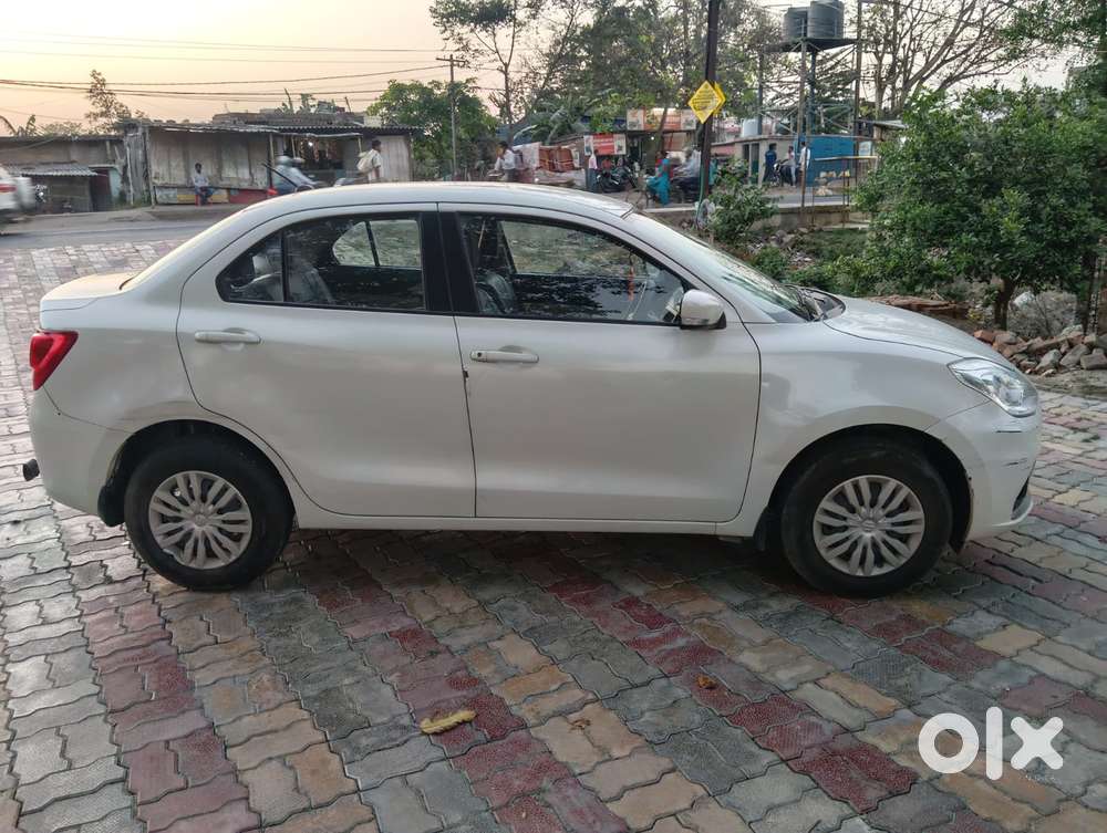 Maruti Suzuki Dzire 1.2 Vxi, 2023, Petrol