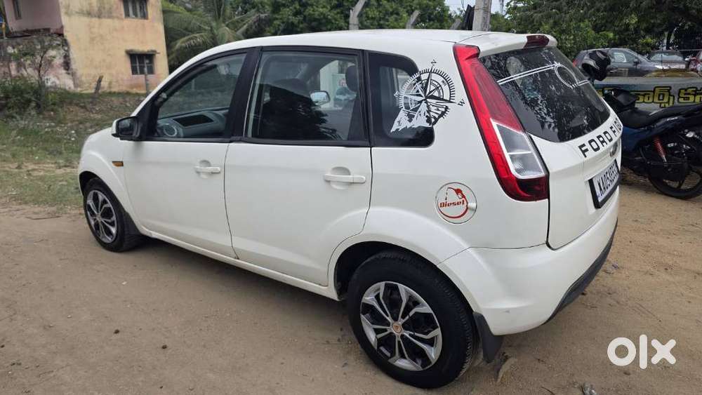 Ford Figo 1.5d Trend Mt, 2015, Diesel