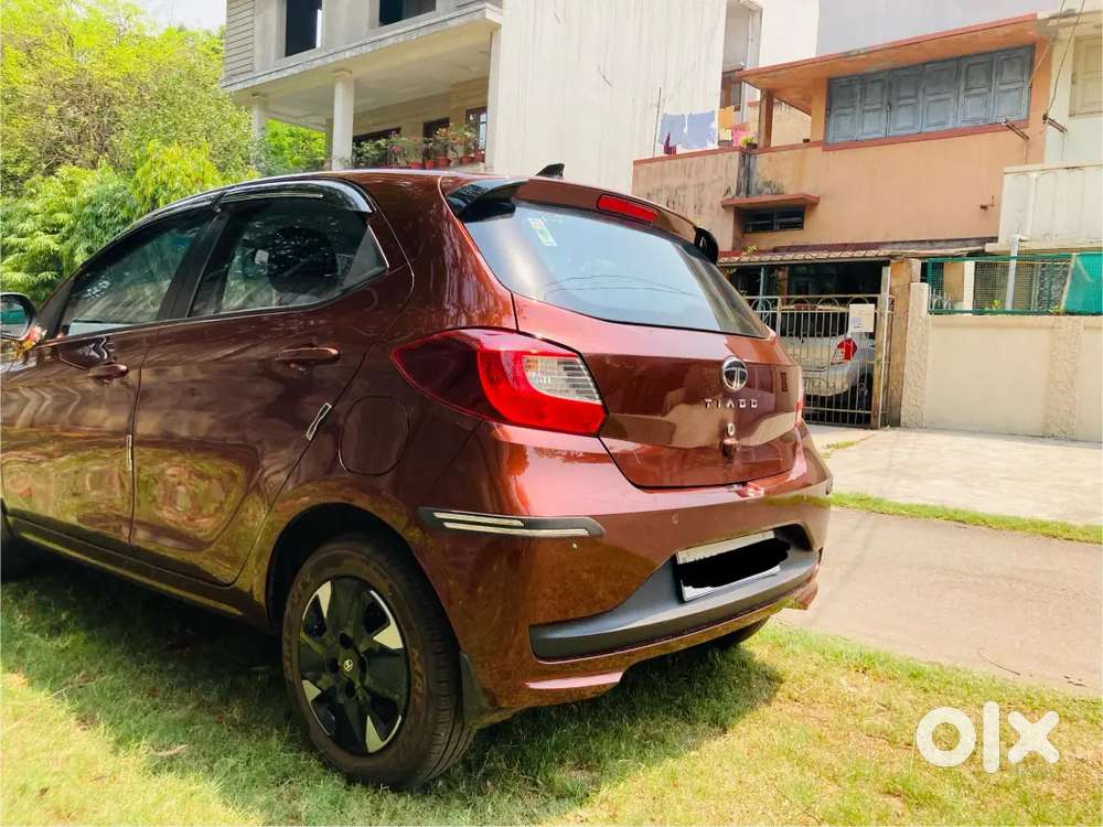 Tata Tiago 2025 Petrol 518 Km Driven