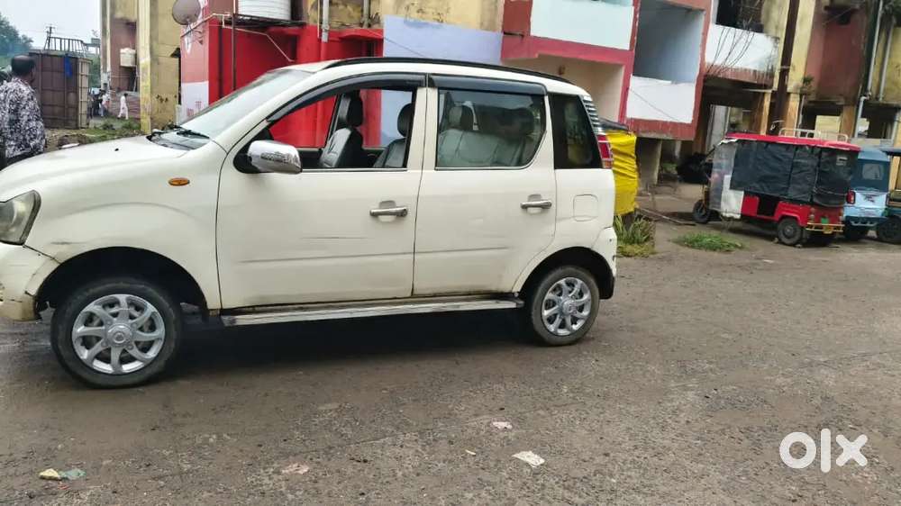 Mahindra Quanto 1.5 C4 2012 Second Owner