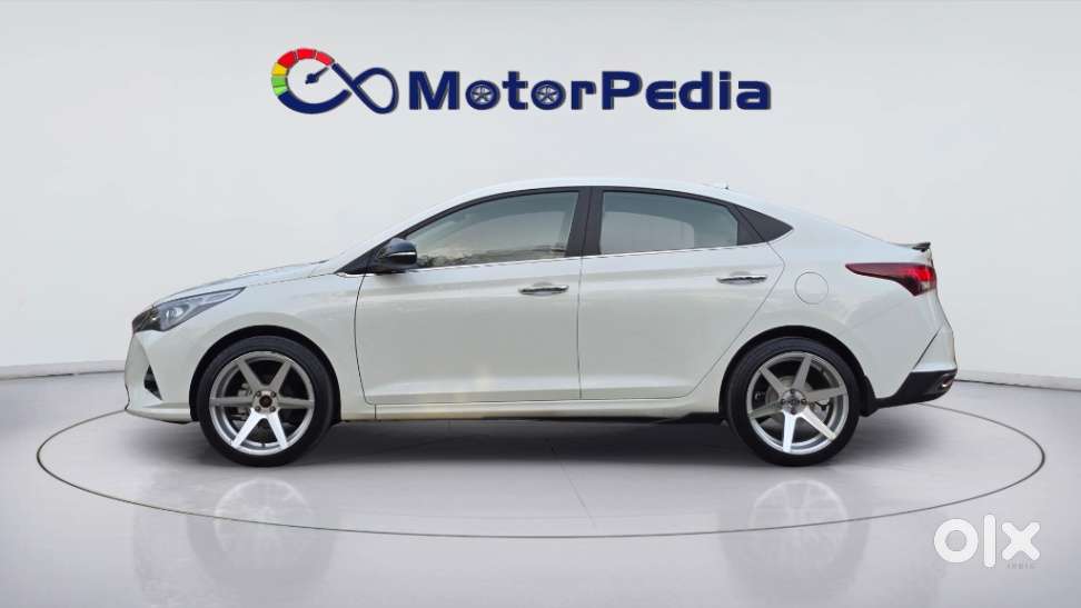Hyundai Verna 1.5 Sx Petrol Mt, 2022, Petrol